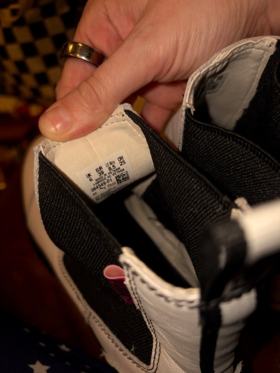 Puma - Women’s Mayze Chelsea Platform Boots - Picture 6 of 6